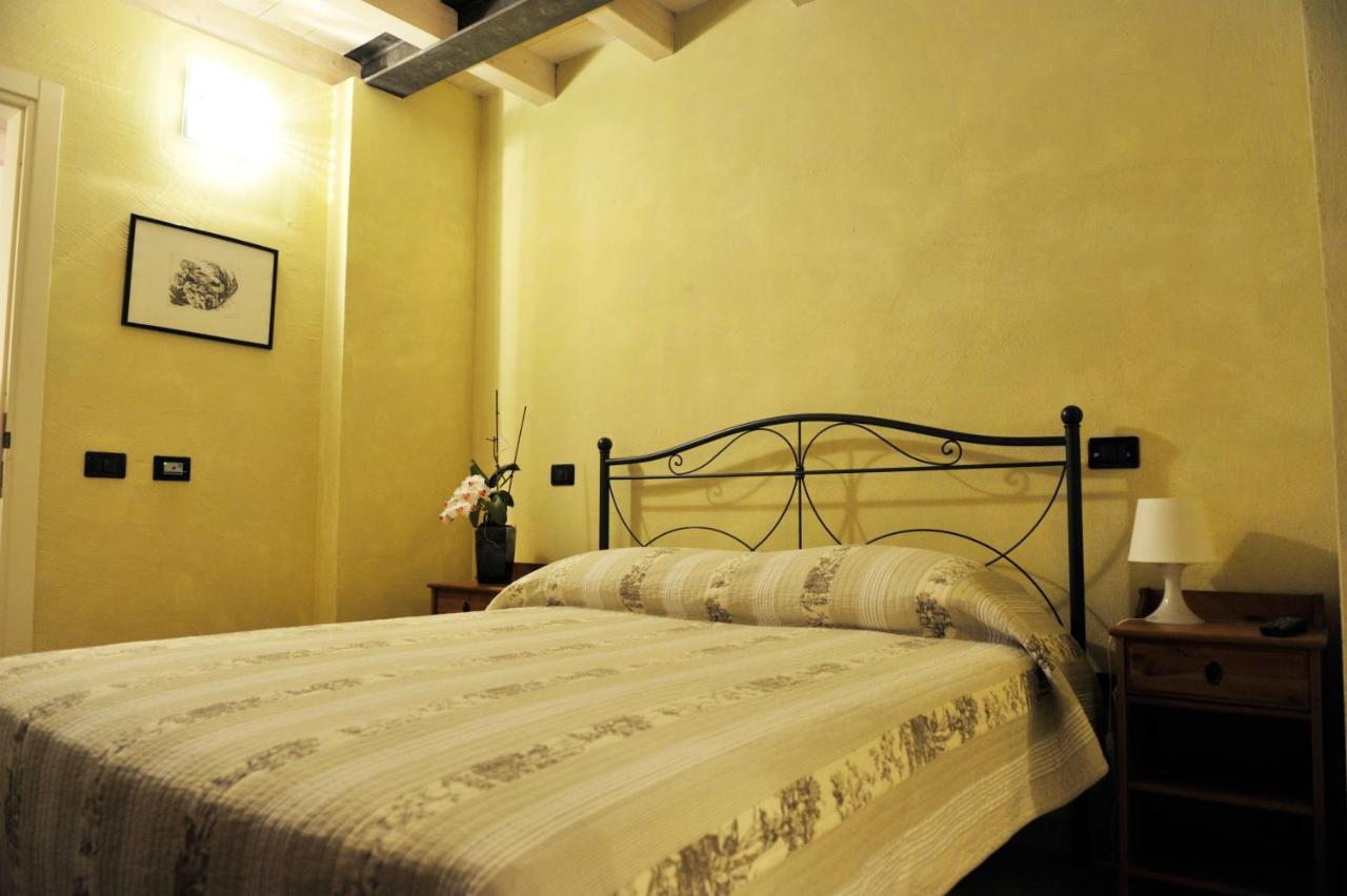 B&B Corte Cornalino Roverbella Exterior photo